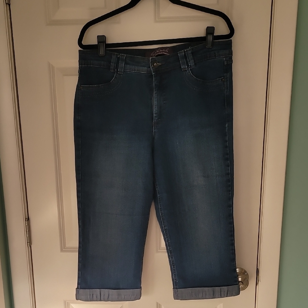 Denim Capri Jeans